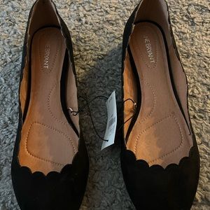 NWT Lane Bryant 11W scallop edge ballet flats